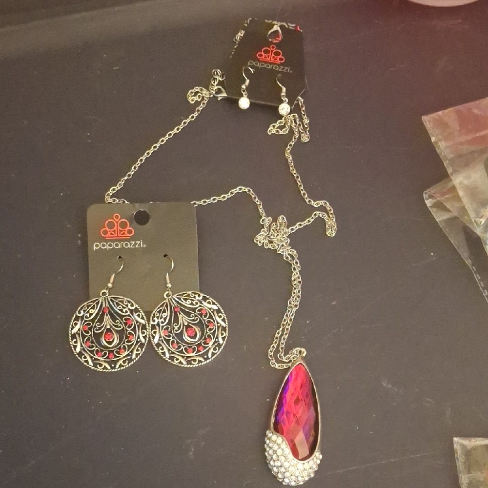 Paparazzi Silver and Red Teardrop Necklace